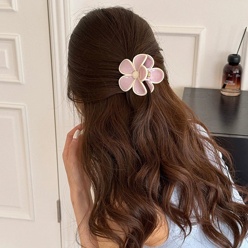 Cream Mousse Flower Medium Grab Clip Atmosphere Shark Back Head Plate Hairpin Half Tie Hair Summer New Claw Leading Fashion Kpop
